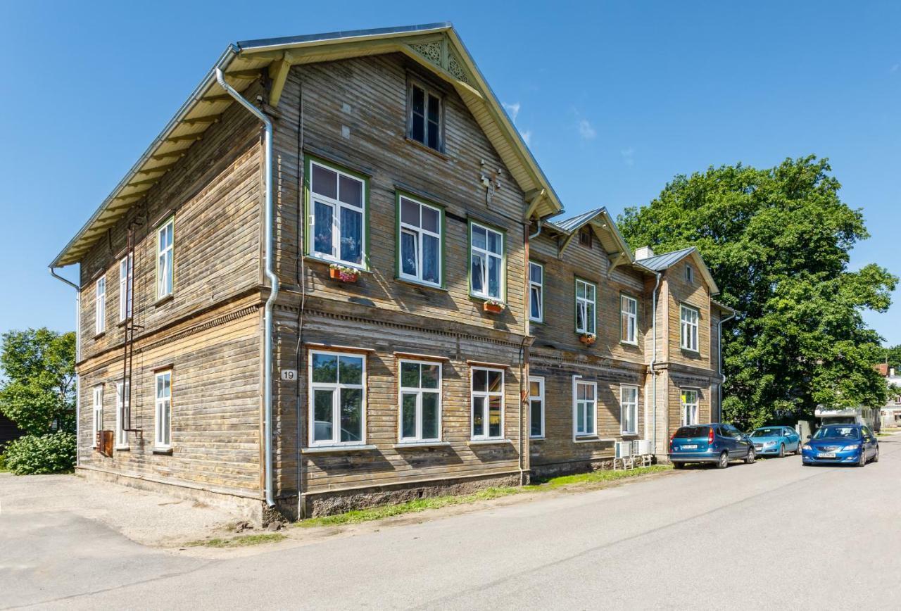 Morgenstern B&B Пярну Екстериор снимка